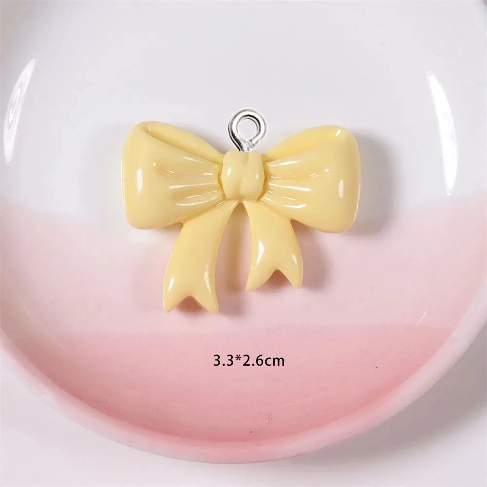 10 قطع من الزينة المصنوعة يدوي - مراجعة Resin Art Jewellery Kit وسعره
