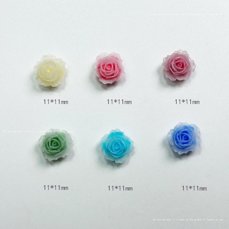 سحر فن الأظافر من الراتنج الور - مراجعة Resin Art Rose Petals وسعره